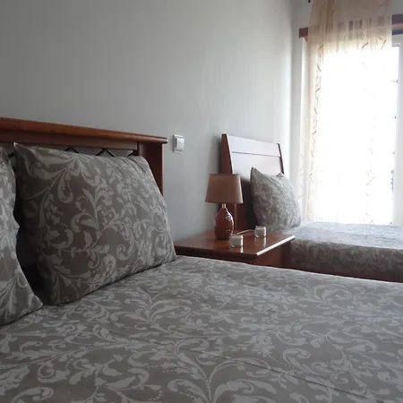 Quartos, Solar Da Sao *